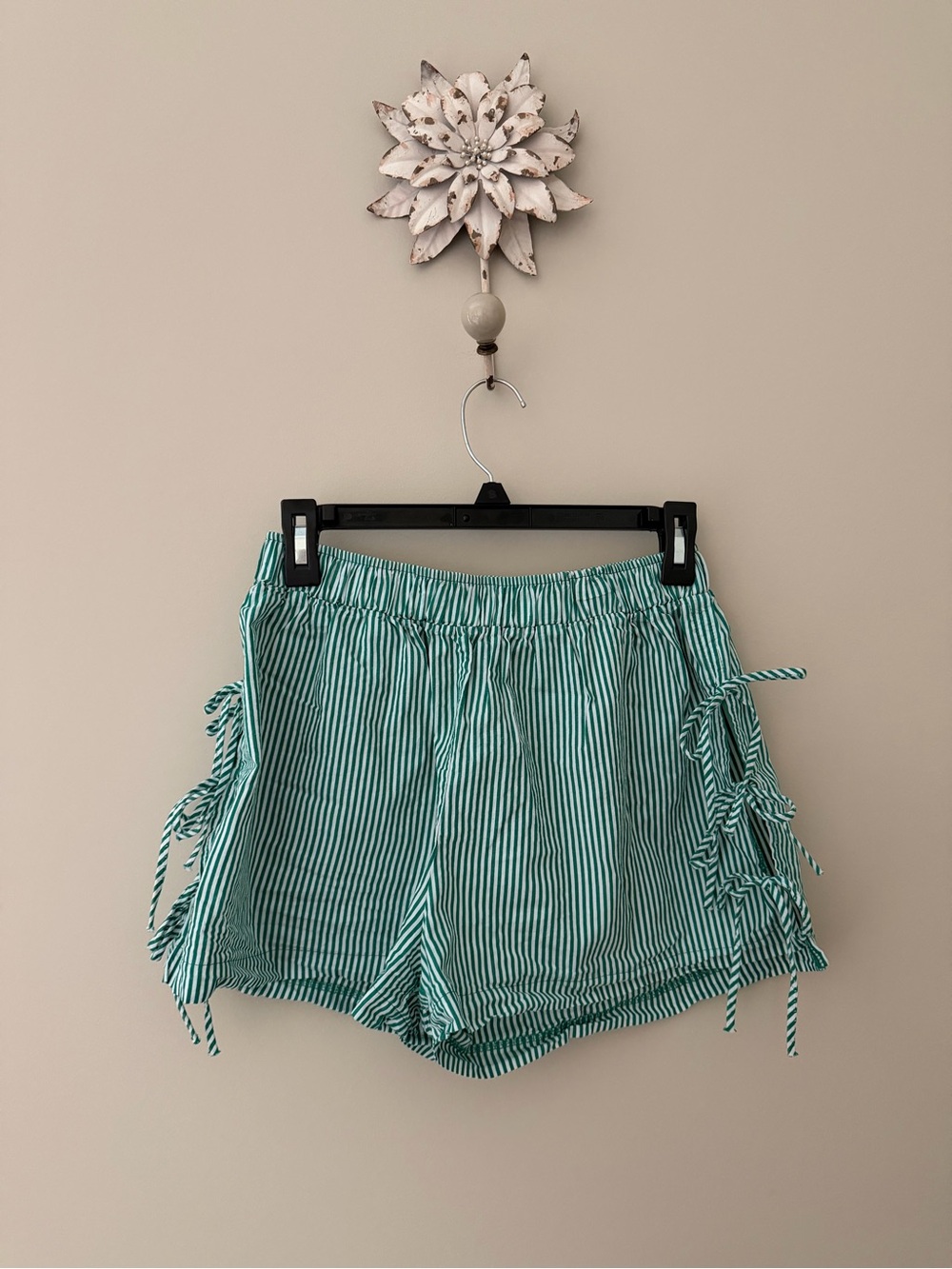 Lisa Says Gah Striped Tie-Side Women's Shorts